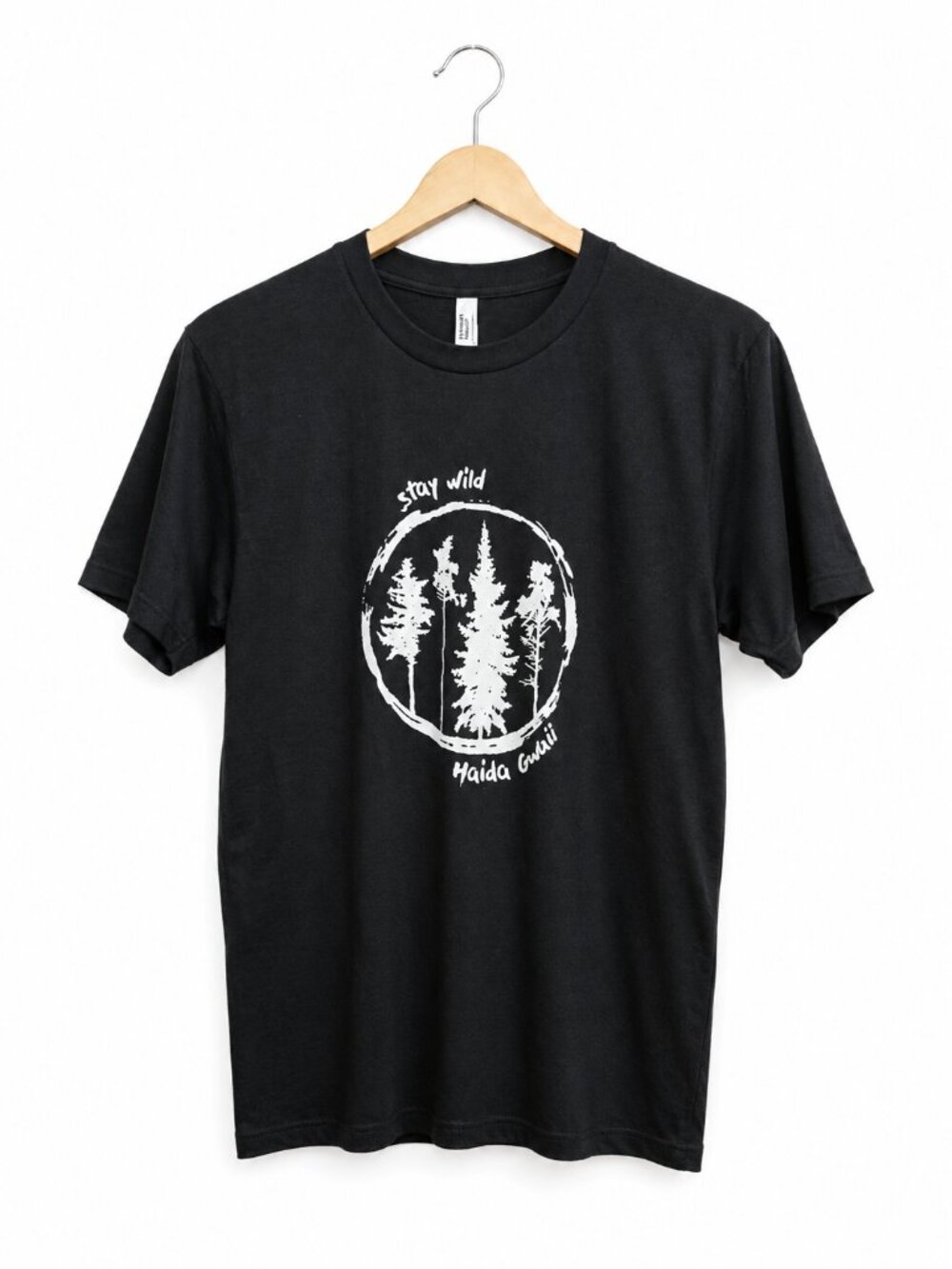STAY WILD HAIDA GWAII | Black Graphic Tee Shirt – Medium